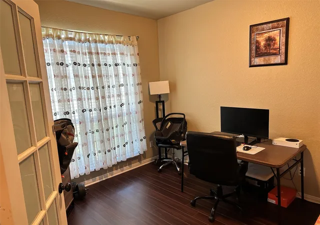 Photo 3 of Single family home for sale at 10809 Aurora Dr, Waco, TX 76708 | MLS# 21285077 | Listing updated on 2026-08-26