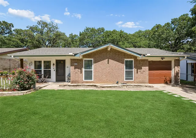 Homes for sale in Balch Springs, TX | 3101 Forestdale Ln, Balch Springs, TX 75180 | MLS# 21292908