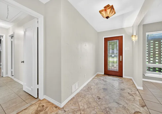 Photo 3 of Sale Pending at 3763 Vinecrest Dr, Dallas, TX 75229 | MLS# 21297213 | Listing updated on 2026-07-20