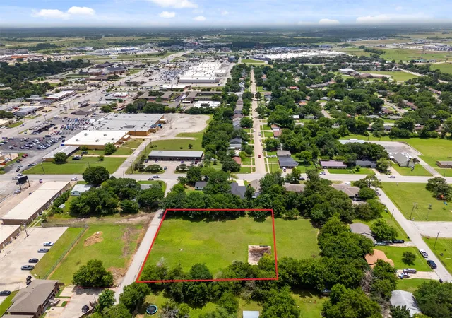 Photo 3 of Land for sale at 6208 King St, Greenville, TX 75402 | MLS# 21297136 | Listing updated on 2026-07-17