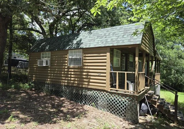 Homes for sale in Gordonville, TX | 150 Dover Dr, Gordonville, TX 76245 | MLS# 21297598