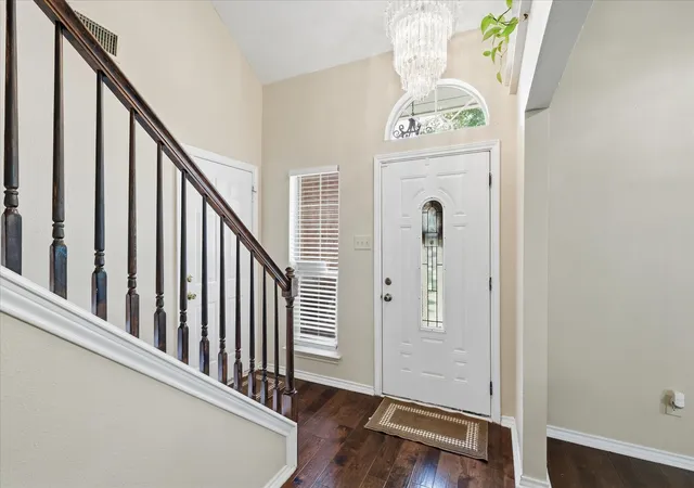 2nd image of 3133 Watercress Cir, Arlington, TX 76012 | MLS# 21277981