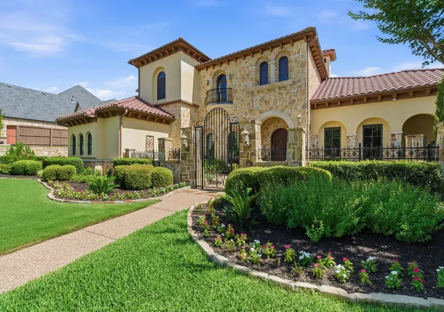 Homes for sale in Keller, TX | 1100 Tuscany Ter, Keller, TX 76262 | MLS# 21294557
