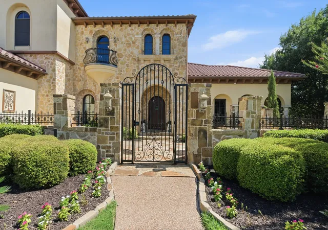 Homes for sale in Keller, TX | 1100 Tuscany Ter, Keller, TX 76262 | MLS# 21294557
