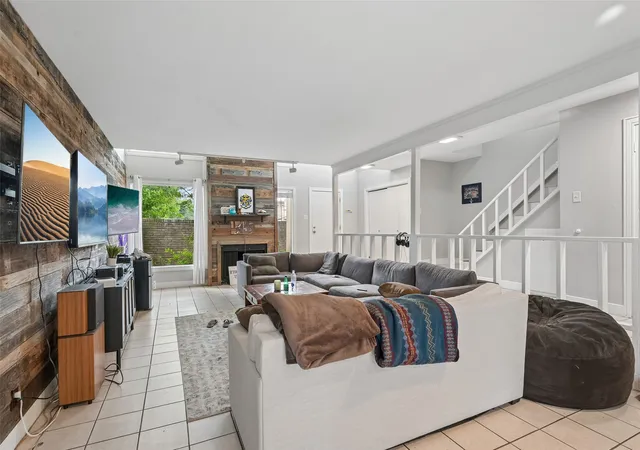 Photo 3 of Single family home for sale at 3413 Asbury St, Dallas, TX 75205 | MLS# 21293032 | Listing updated on 2026-07-13