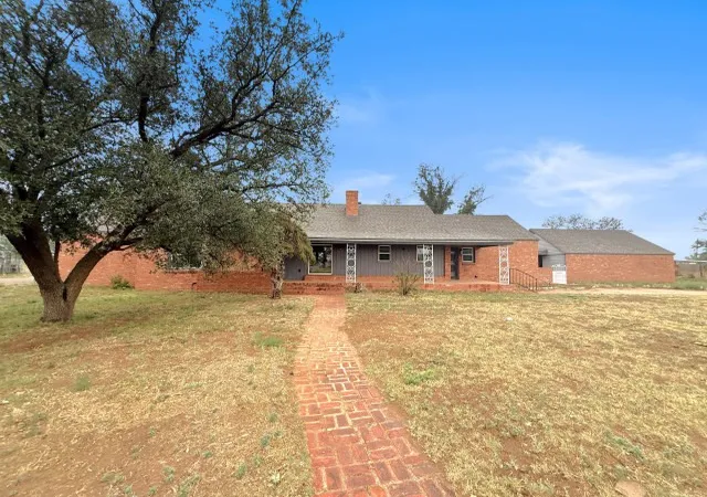 Homes for sale in Lamesa, TX | 1001 N 3rd St, Lamesa, TX 79331 | MLS# 21297745