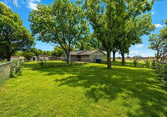 Homes for sale in Crowley, TX | 504 Pecan St, Crowley, TX 76036 | MLS# 21297801