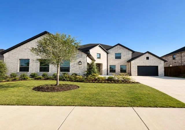 Photo 2 of Sale Pending at 3140 Shaddock Blvd, Rockwall, TX 75032 | MLS# 21297855 | Listing updated on 2026-08-27