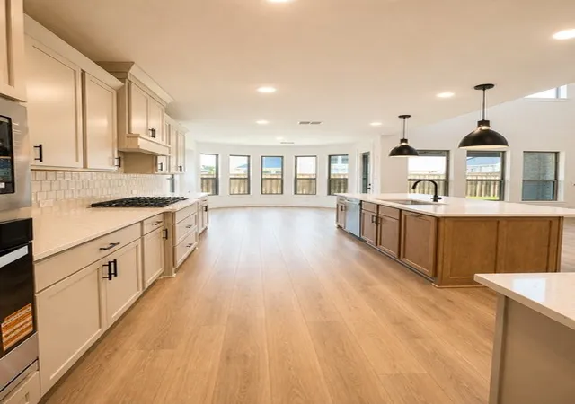 Photo 3 of Sale Pending at 3140 Shaddock Blvd, Rockwall, TX 75032 | MLS# 21297855 | Listing updated on 2026-08-27