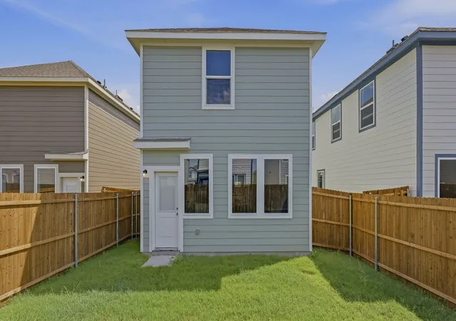 Photo 4 of Single family home for sale at 6218 Silver Maple Wy, Princeton, TX 75407 | MLS# 21297923 | Listing updated on 2026-10-07