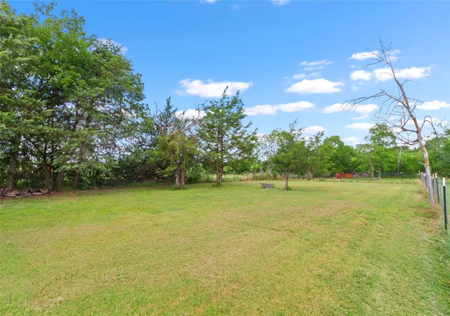 Homes for sale in Hubbard, TX | 1302 New Hope Rd, Hubbard, TX 76648 | MLS# 21297931