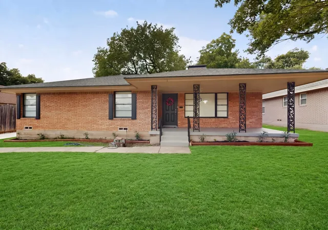 Photo 3 of Sale Pending at 4941 Rockport Dr, Dallas, TX 75232 | MLS# 21296984 | Listing updated on 2026-07-13