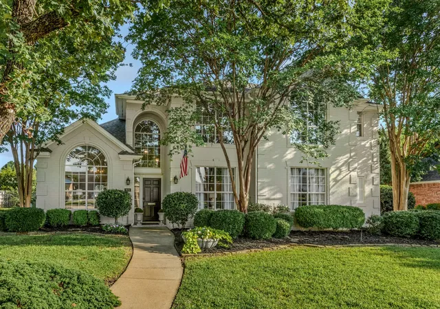 Photo 1 of Sale Pending at 824 Forest Lakes Dr, Keller, TX 76248 | MLS# 21289028 | Listing updated on 2026-07-20