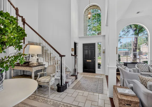Photo 3 of Sale Pending at 824 Forest Lakes Dr, Keller, TX 76248 | MLS# 21289028 | Listing updated on 2026-07-20