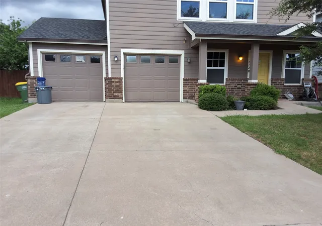 Photo 1 of Single family home for sale at 112 Hancock St, Venus, TX 76084 | MLS# 21274696 | Listing updated on 2026-08-18