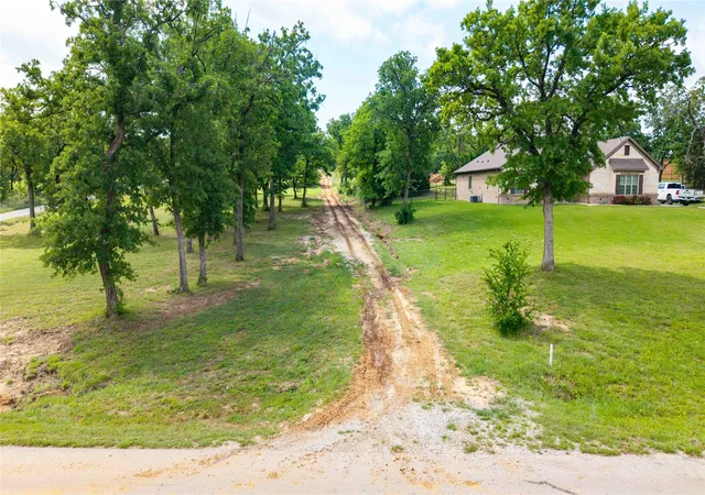 Homes for sale in Paradise, TX | 116 Oakwood Hills Dr, Paradise, TX 76073 | MLS# 21297980