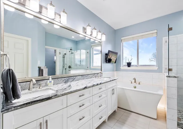 Photo 4 of Single family home for sale at 10123 W Clover Ln, Forney, TX 75126 | MLS# 21297999 | Listing updated on 2026-10-04