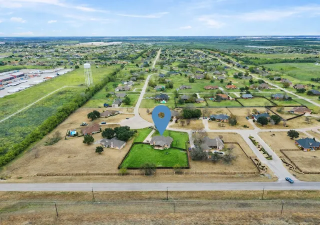 Photo 3 of Single family home for sale at 10123 W Clover Ln, Forney, TX 75126 | MLS# 21297999 | Listing updated on 2026-10-04