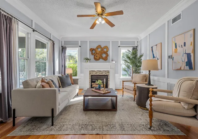 Photo 3 of Sale Pending at 2627 Fort Ave, Waco, TX 76707 | MLS# 21297467 | Listing updated on 2026-07-27