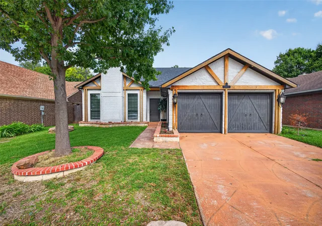 Photo 4 of Single family home for sale at 6928 Mountain Cedar Ln, Dallas, TX 75236 | MLS# 21298050 | Listing updated on 2026-08-29