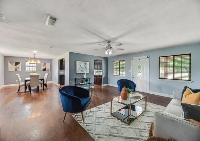 Photo 3 of Sale Pending at 10752 County Road 312, Terrell, TX 75161 | MLS# 21295609 | Listing updated on 2026-08-03