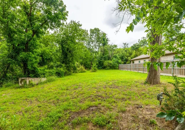 Homes for sale in Van Alstyne, TX | 931 E Jefferson St, Van Alstyne, TX 75495 | MLS# 21294684
