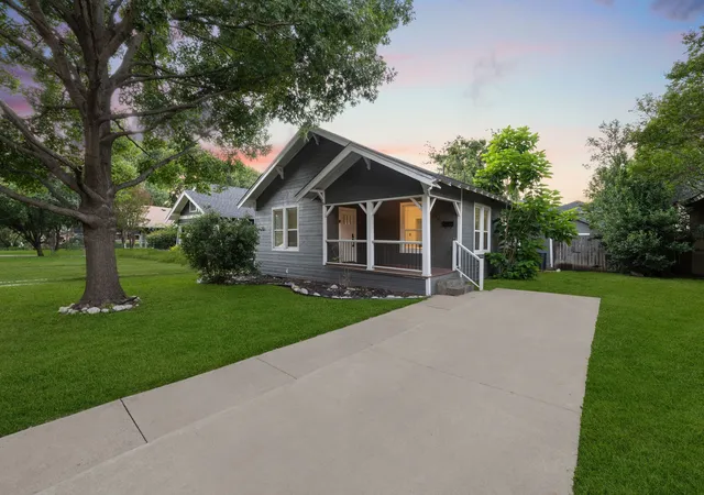 Photo 1 of Single family home for sale at 5311 Willis Ave, Dallas, TX 75206 | MLS# 21298118 | Listing updated on 2026-08-27