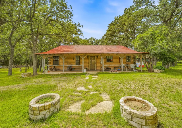Photo 3 of Single family home for sale at 4106 Us-377, Dublin, TX 76446 | MLS# 21298083 | Listing updated on 2026-08-22