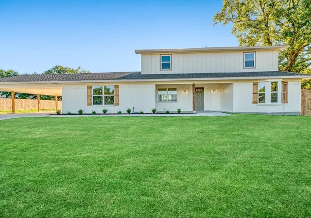 Single family home for sale at 670 County Road 44050, Powderly, TX 75473 | MLS# 21297640