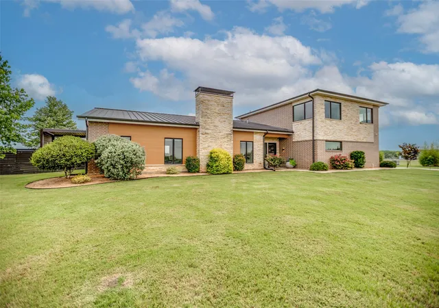 Homes for sale in Palmer, TX | 3221 Wilson Rd, Palmer, TX 75152 | MLS# 21288807