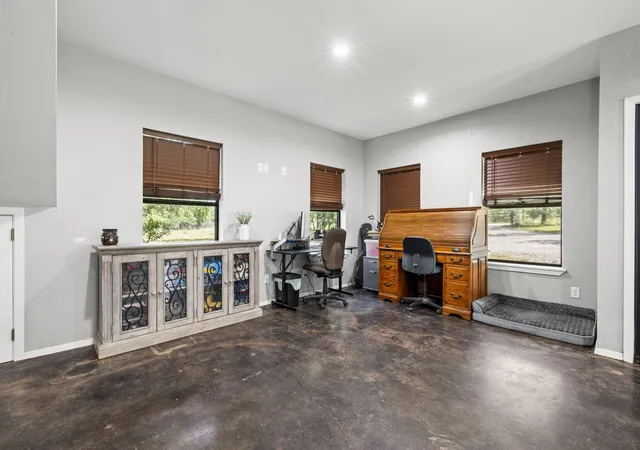 Photo 3 of Single family home for sale at 146 Julie Dr, Mineral Wells, TX 76067 | MLS# 21297366 | Listing updated on 2026-08-22