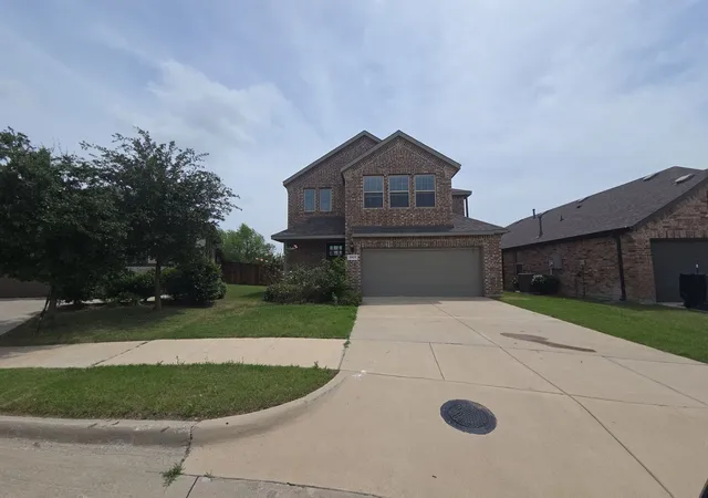 Photo 1 of Single family home for sale at 2903 Doggett Dr, Forney, TX 75126 | MLS# 21298223 | Listing updated on 2026-10-07