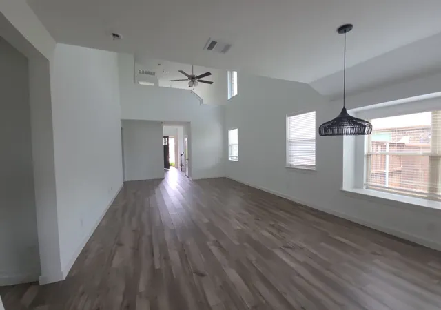 Photo 2 of Single family home for sale at 2903 Doggett Dr, Forney, TX 75126 | MLS# 21298223 | Listing updated on 2026-10-07