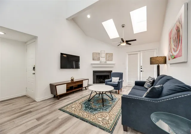 Homes for sale in Dallas, TX | 5750 Phoenix Dr #39, Dallas, TX 75231 | MLS# 21285362