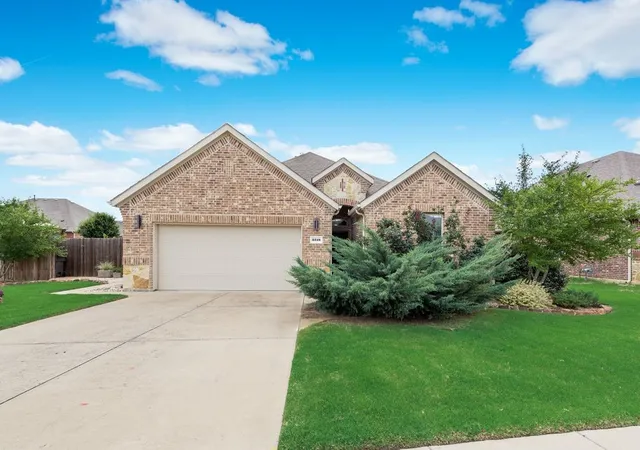 2nd image of 3318 Rosewood Ln, Sachse, TX 75048 | MLS# 21298180
