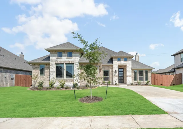 Photo 3 of Single family home for sale at 4029 Eagles Bluff Rd, Midlothian, TX 76065 | MLS# 21298346 | Listing updated on 2026-10-07