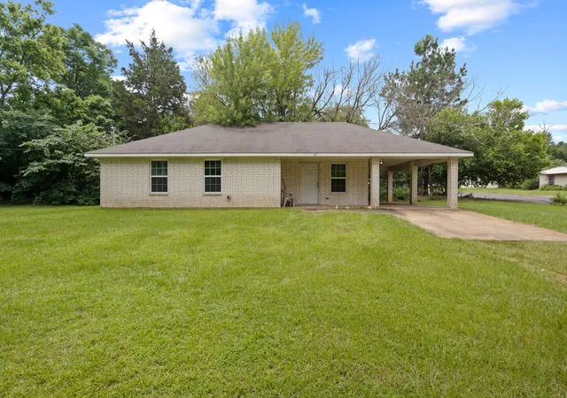 Homes for sale in Avinger, TX | 65 Rhyne, Avinger, TX 75630 | MLS# 21298350
