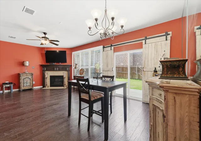 Photo 2 of Townhouse for sale at 399 Dublin St, Lewisville, TX 75067 | MLS# 21294114 | Listing updated on 2026-08-26
