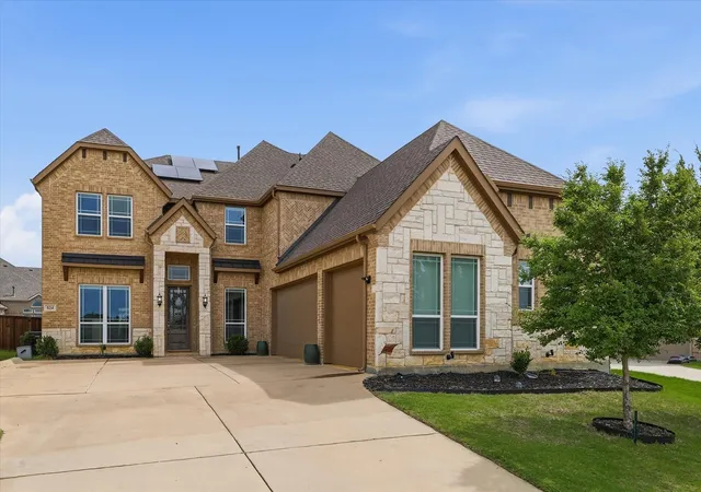 Homes for sale in Celina, TX | 824 Trixie Ct, Celina, TX 75009 | MLS# 21295115