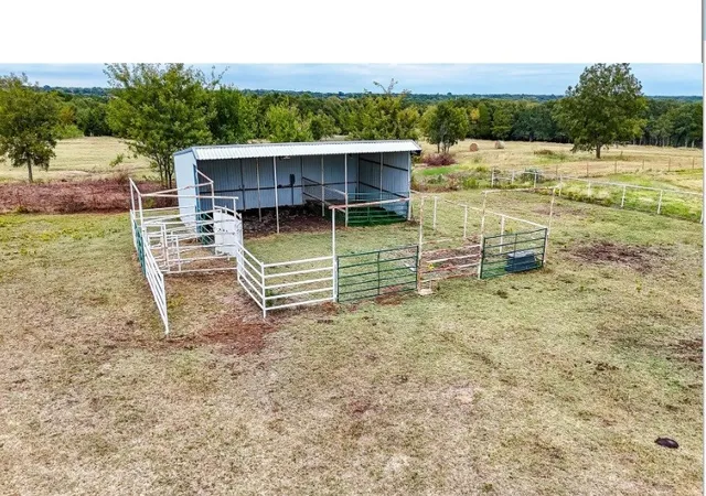 Homes for sale in Gordonville, TX | 28966 Us Hwy 377, Gordonville, TX 76245 | MLS# 21265889