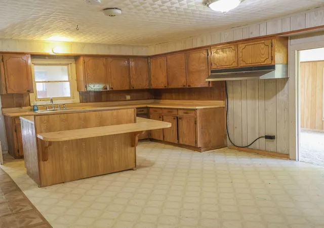 Homes for sale in Comanche, TX | 801 E Walcott Ave, Comanche, TX 76442 | MLS# 21297389