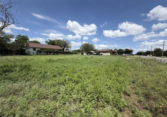 Photo 3 of Sale Pending at 1802 Merchant St, Abilene, TX 79603 | MLS# 21298310 | Listing updated on 2026-08-20