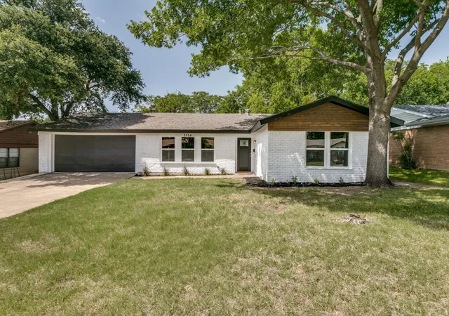 Photo 1 of Single family home for sale at 3504 Westfield Ave, Fort Worth, TX 76133 | MLS# 21298443 | Listing updated on 2026-08-20