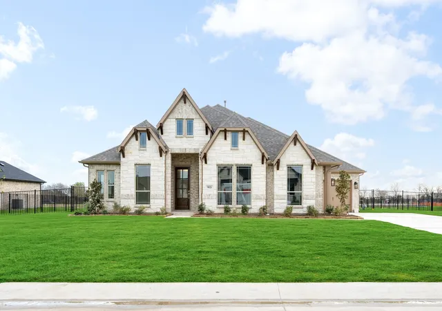 Photo 1 of Single family home for sale at 9021 Wood Duck Dr, Justin, TX 76247 | MLS# 21298477 | Listing updated on 2026-10-07
