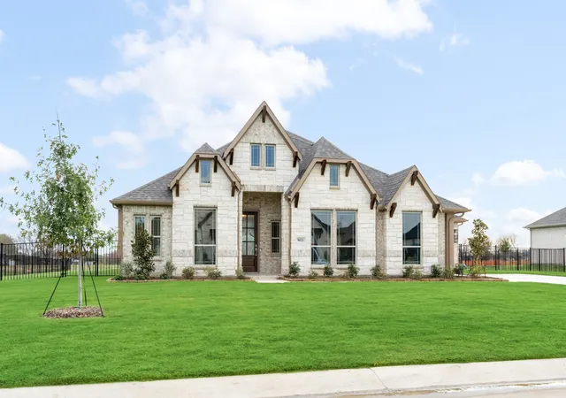 Photo 3 of Single family home for sale at 9021 Wood Duck Dr, Justin, TX 76247 | MLS# 21298477 | Listing updated on 2026-10-07