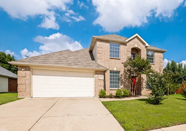1st image of 5240 Lake Grove Dr, Grand Prairie, TX 75052 | MLS# 21296822