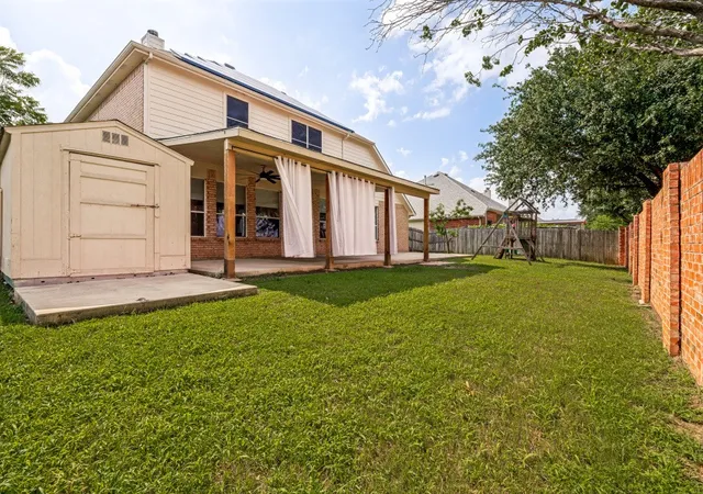 23rd image of 5240 Lake Grove Dr, Grand Prairie, TX 75052 | MLS# 21296822