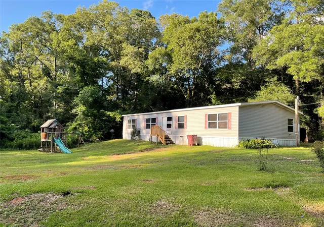Photo 1 of Manufactured home for sale at 907 Ridge Rd, Castor, LA 71016 | MLS# 21298280 | Listing updated on 2026-08-22