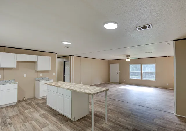 Photo 4 of Manufactured home for sale at 907 Ridge Rd, Castor, LA 71016 | MLS# 21298280 | Listing updated on 2026-08-22