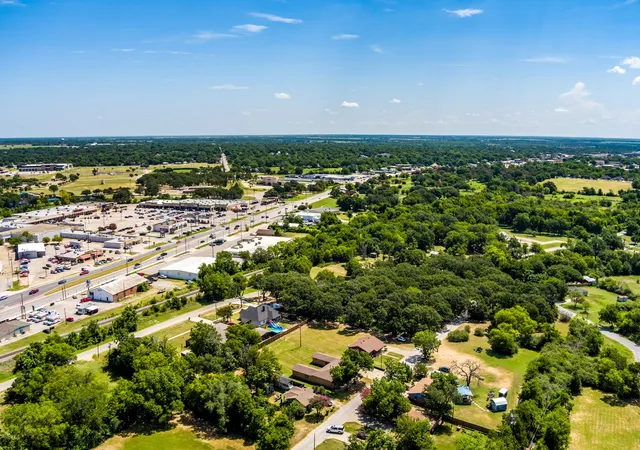 Photo 2 of Land for sale at 122 Williams St, Terrell, TX 75160 | MLS# 21295314 | Listing updated on 2026-09-21